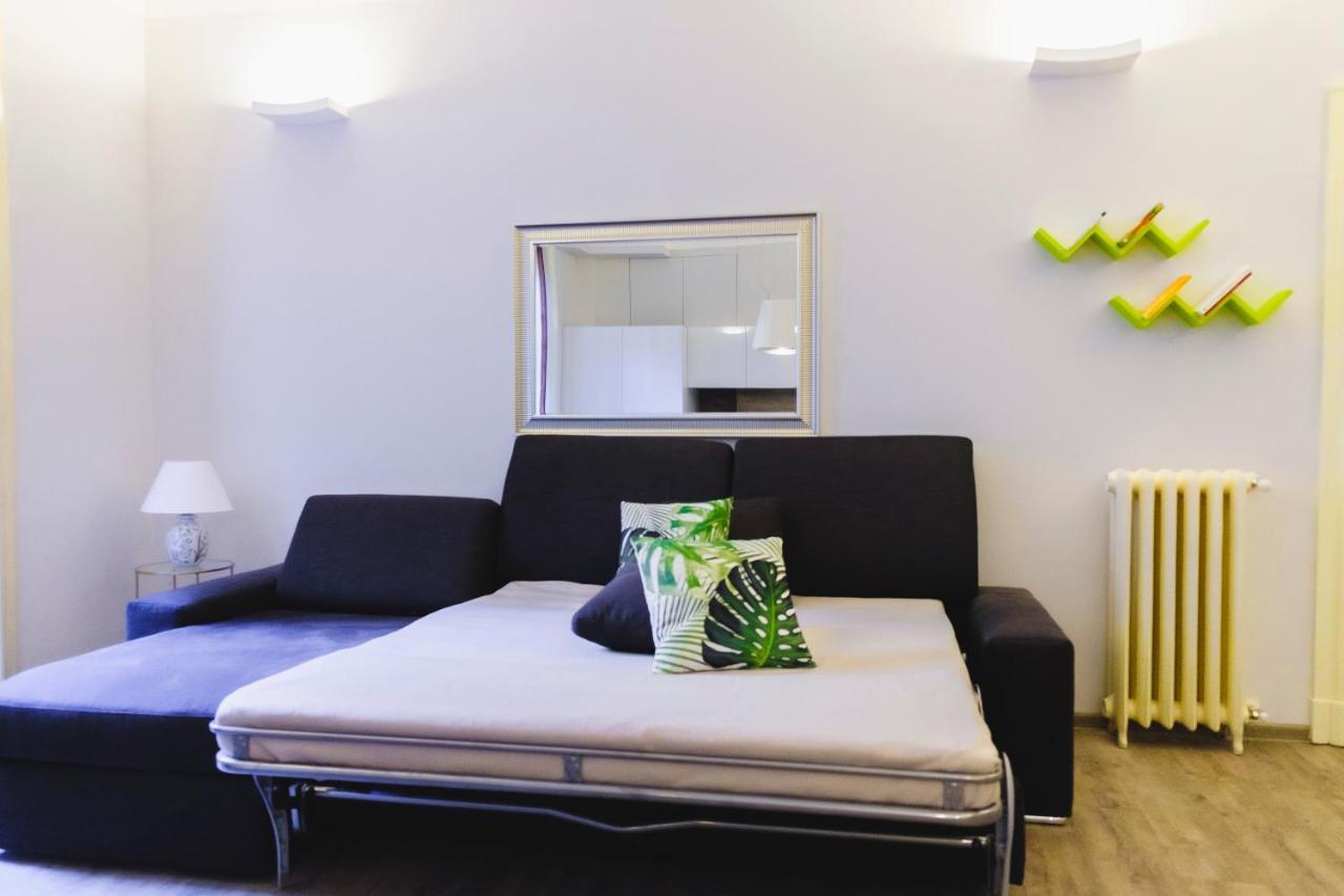 Book Now! Corso Buenos Aires & Loreto M1 * Mailand